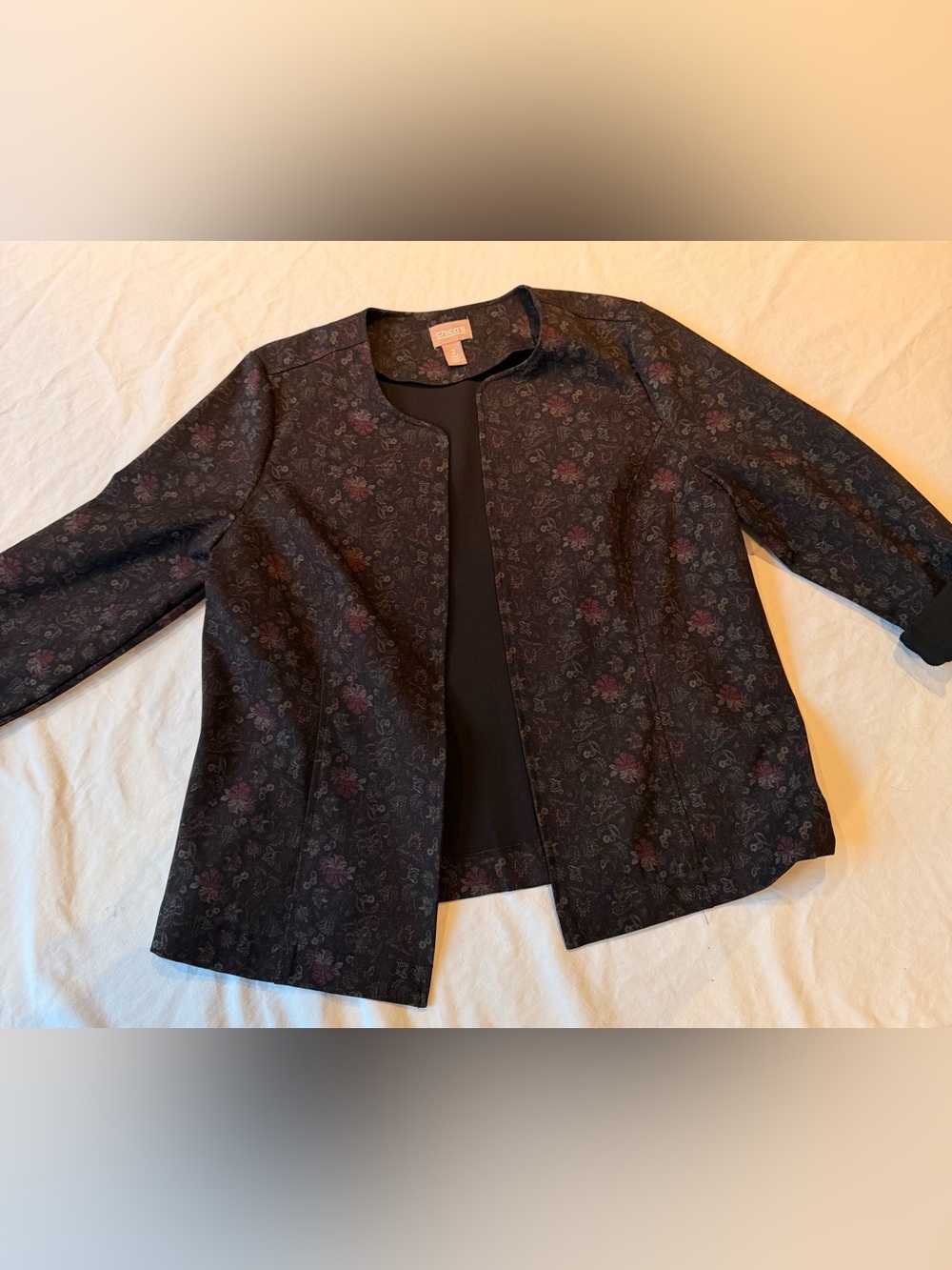 Chico’s Floral Jacquard Open-Front Jacket – Size 2 (XL/16)